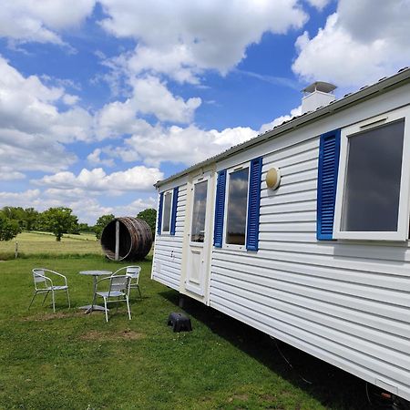 La Billardiere Camping A La Ferme Le Menil-Ciboult Ngoại thất bức ảnh